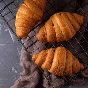 Best Bakery in Dubai | Fresh Cakes, Bread Products, Meals Shop, Cafe
